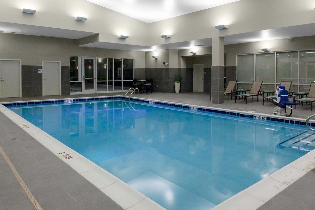 Courtyard By Marriott St. Louis West County Town and Country Exterior foto